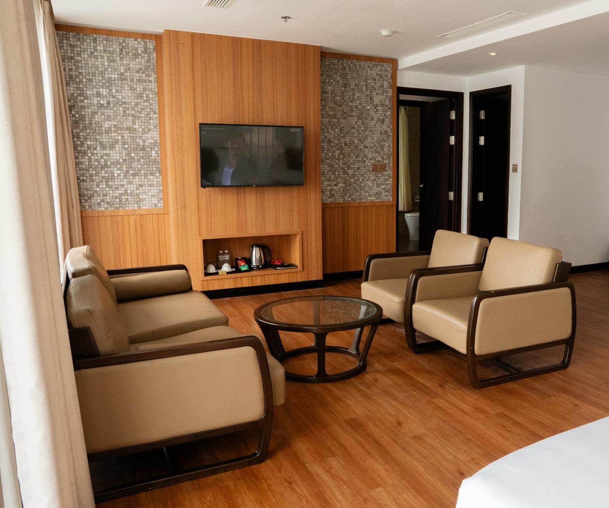 Majestic Premium Hotel Nha Trang Esterno foto