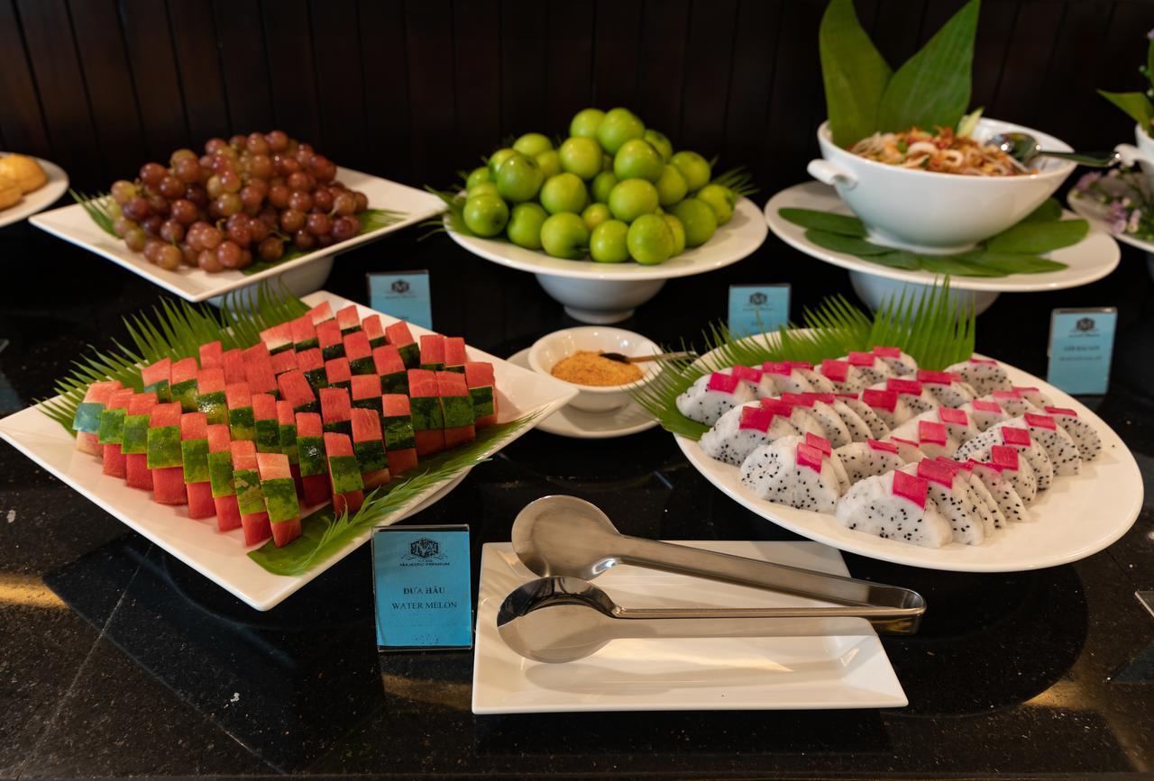 Majestic Premium Hotel Nha Trang Esterno foto